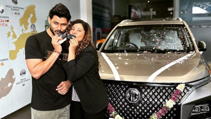 Bigg Boss फेम एक्ट्रेस ने खरीदी नई गाड़ी। Photo-Instagram