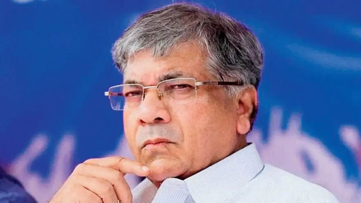 https://www.jagranimages.com/images/newimg/20082024/20_08_2024-prakash_ambedkar_23781501.jpg