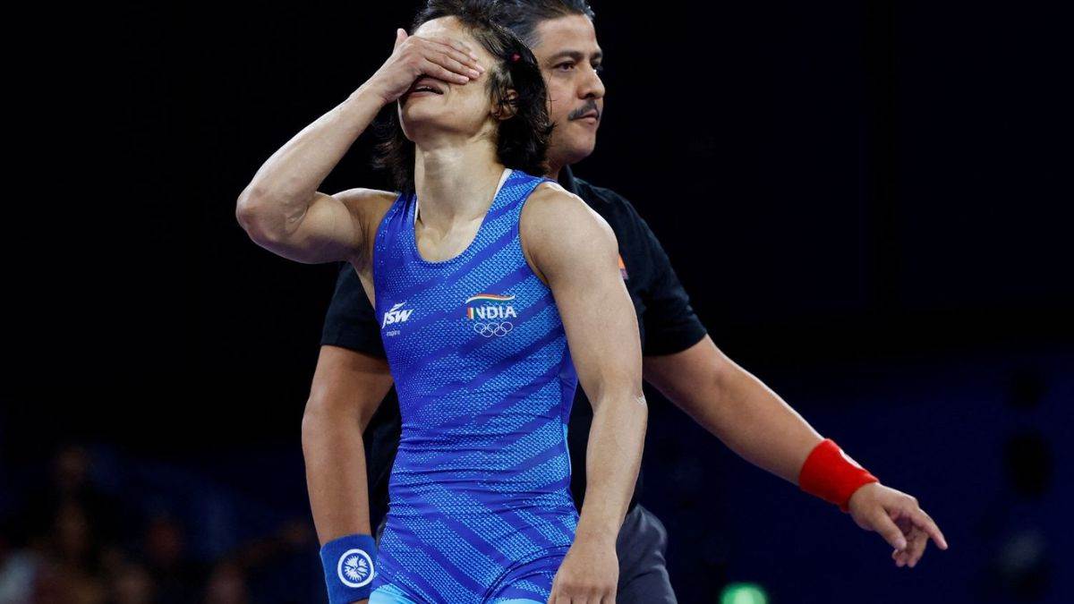 https://www.jagranimages.com/images/newimg/20082024/20_08_2024-vinesh_phogat_7_23781229.jpg