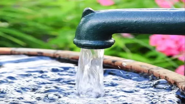 हिमाचल 98.25 प्रतिशत स्कूलों में सप्लाई करता है साफ पानी (फाइल फोटो)