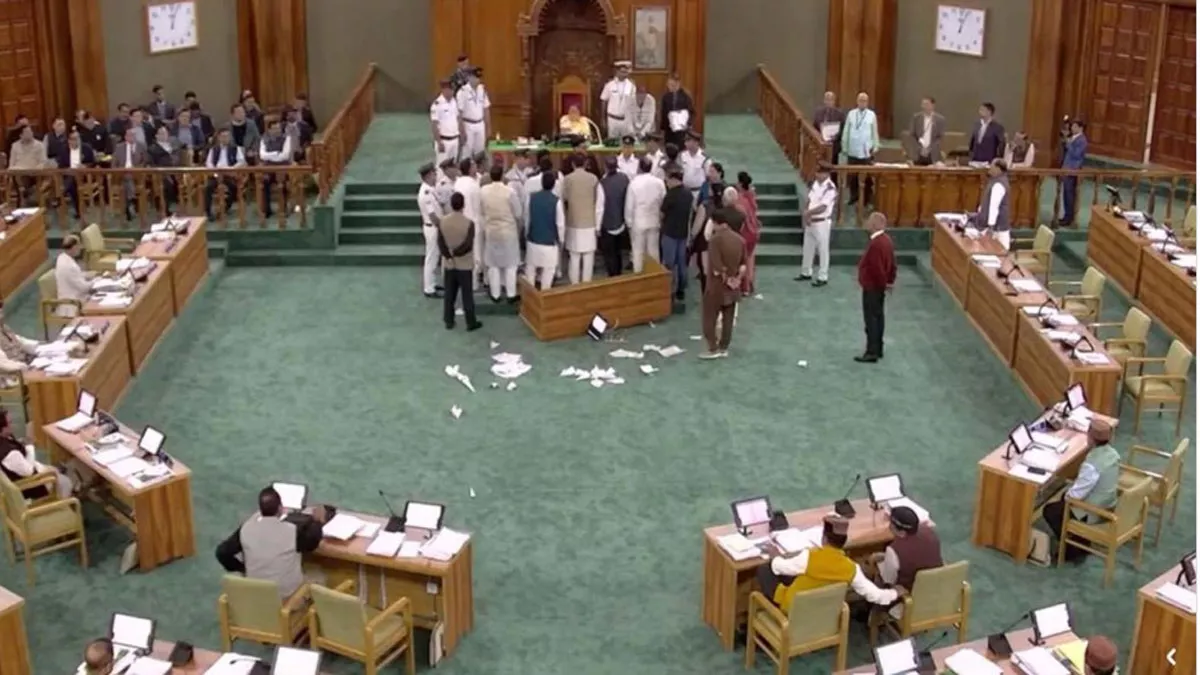 Uttarakhand Vidhan Sabha: विपक्ष के हंगामे के बीच 55 मिनट चला सदन, अनुपूरक विनियोग समेत नौ विधेयक पारित
