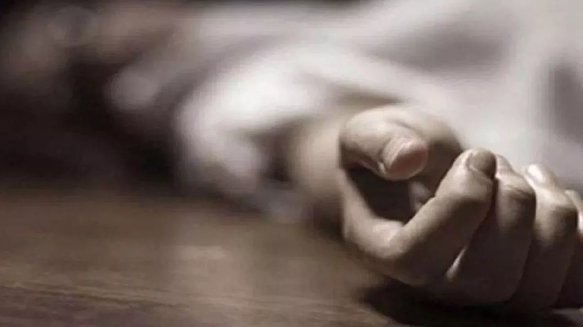 Agra News: आठ माह की गर्भवती की संदिग्ध अवस्था में मौत, पर‍िजनों ने लगाया हत्‍या का आरोप