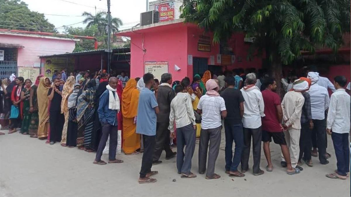 https://www.jagranimages.com/images/newimg/20082025/20_08_2025-gyanpur_24018895.jpg