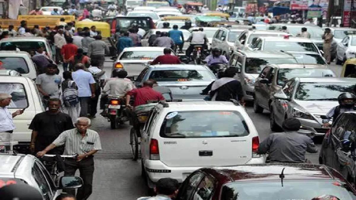 patna traffic chaos major roads gridlocked commuters stranded journey of 6 km takes 3 hours