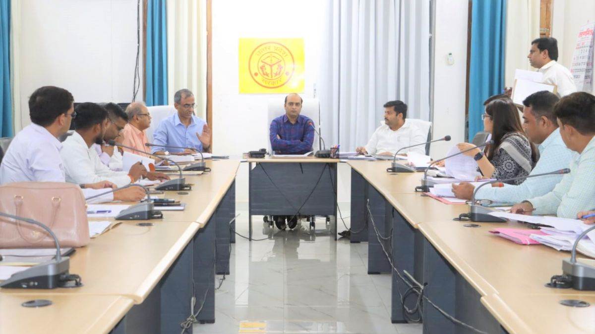 https://www.jagranimages.com/images/newimg/20082025/20_08_2025-pratapgarh_news_24018948.jpg