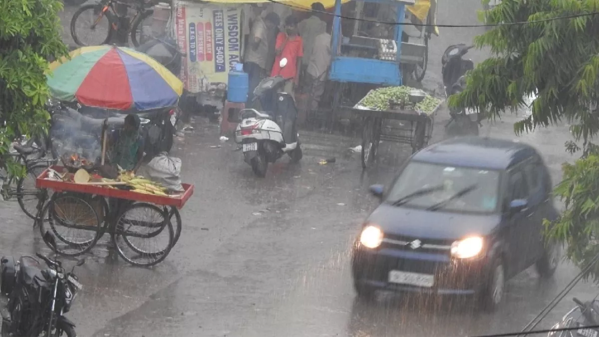 Gorakhpur Weather Update: गोरखपुर में कल से बनेगा बारिश का माहौल, झमाझम वर्षा की संभावना