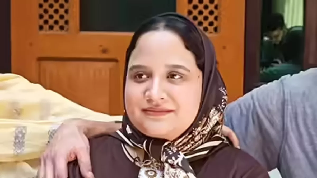 Kashmir: छह दिन बीते नहीं पहुंचा सबा का शव, अंतिम दीरार के लिए तरस रहे परिजन, केंद्र सरकार से लगा रहे गुहार
