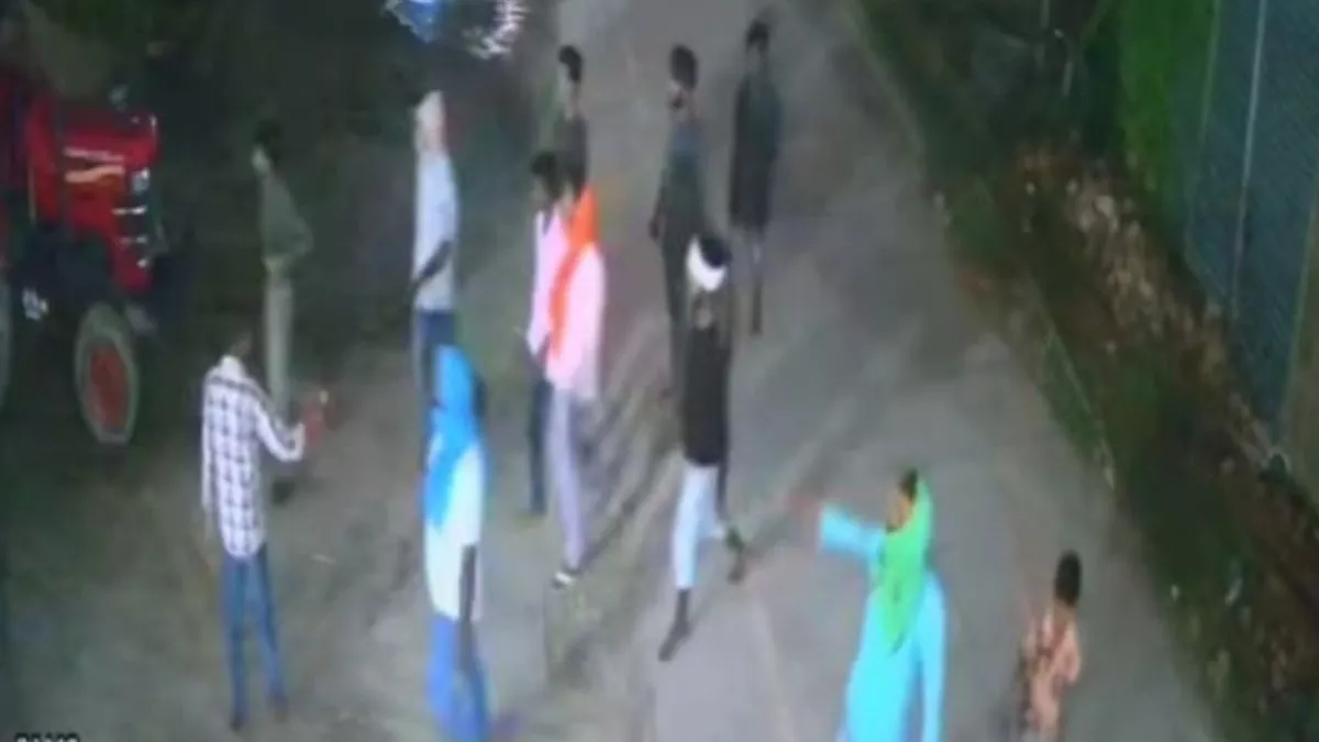 Bihar Crime : विधानसभा चुनाव से पहले समस्तीपुर में युवा राजद के पूर्व जिलाध्यक्ष के घर पर फायरिंग, बदमाशों ने क्षतिग्रस्त की कार