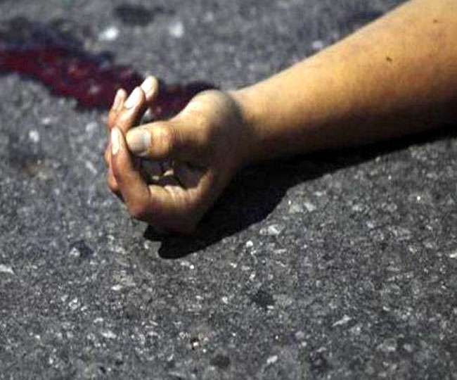 Murder in Kaushambi : गला घोंटकर किशोरी की हत्‍या, ईंट-भट्ठे के पास खेत में बोरे में मिला शव