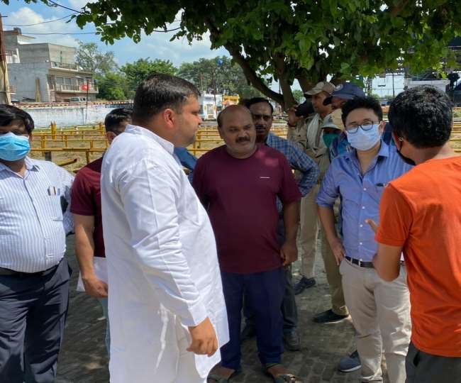 ngt team took samples from mansoorpur distillery in muzaffarnagar