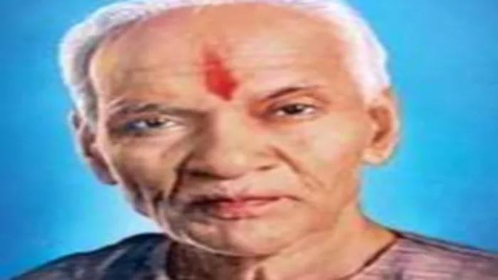 Gayatri Parivar: गायत्री परिवार के मुखिया आचार्य पंडित श्रीराम शर्मा का आज जन्मदिन है।