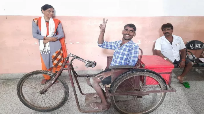 कई सरकारी योजनाओं का लाभ लेकर दिव्यांग आर्थिक रूप से समृद्ध बन सकते हैं।