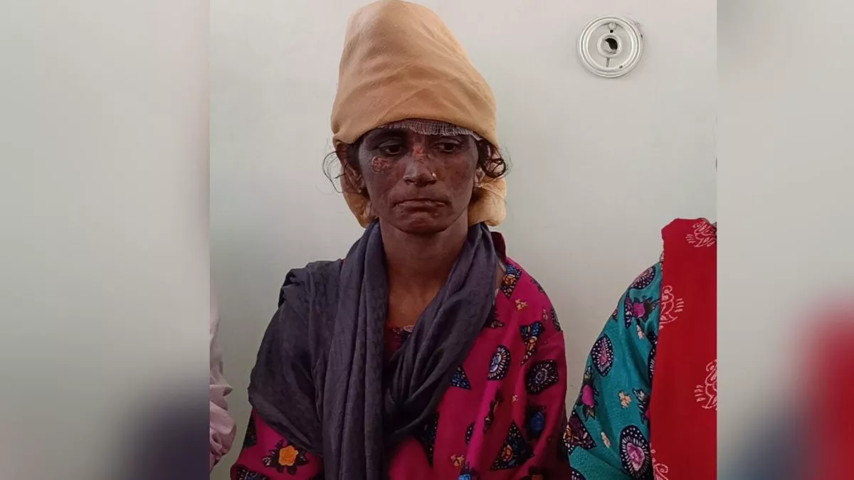 Tehri News: देहरादून में ससुरालियों ने विवाहिता को 15 दिन तक रखा भूखा प्यासा, बाथरूम में किया था बंद