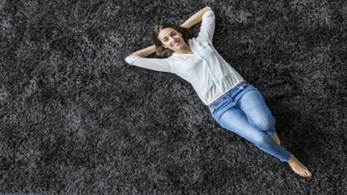 क्या कभी देखें हैं मॉर्डन Carpet For Living Room? मेहमान आते ही रह जाएंगे दंग, स्टाइलिश और कीमत पर हर कोई फिदा