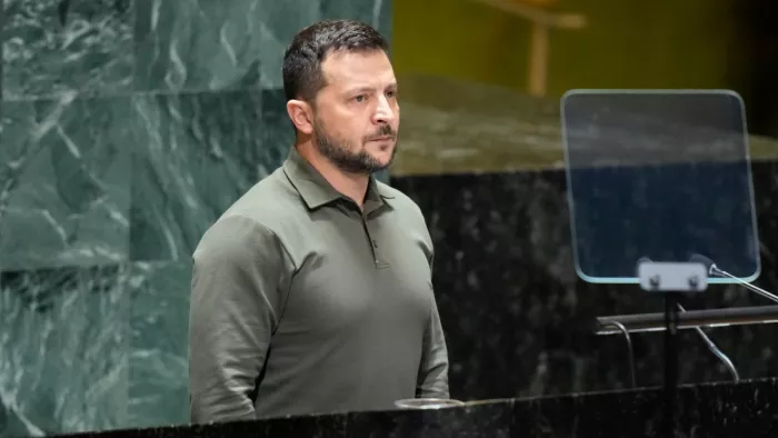 'यूक्रेन में नरसंहार के लिए रूस जिम्मेदार, बच्चों को सीखा रहे नफरत का पाठ', UNGA में बोले जेलेंस्की (फोटो एपी)