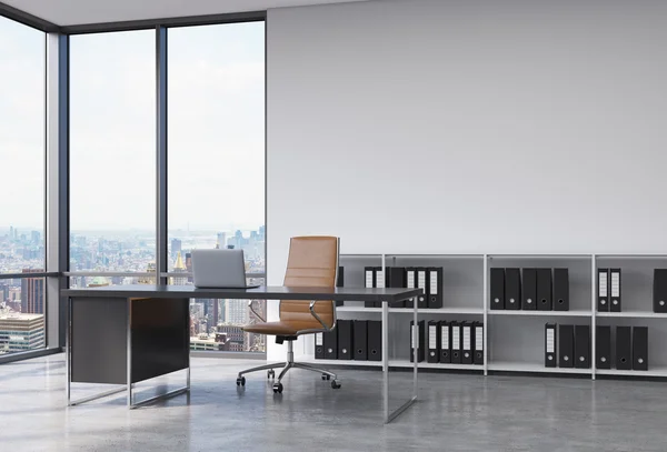 घंटों ऑफिस में बैठकर दुख जाती है अगर पीठ, तो आपकी इस दिक्कत को ये 5 Best Selling Office Chairs करेंगी बीट!