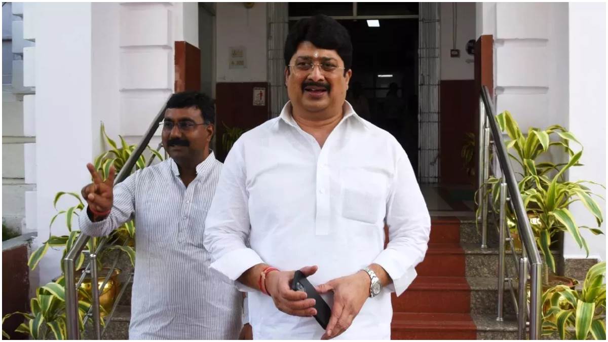 https://www.jagranimages.com/images/newimg/20092024/20_09_2024-raja_bhaiya_23800950.jpg