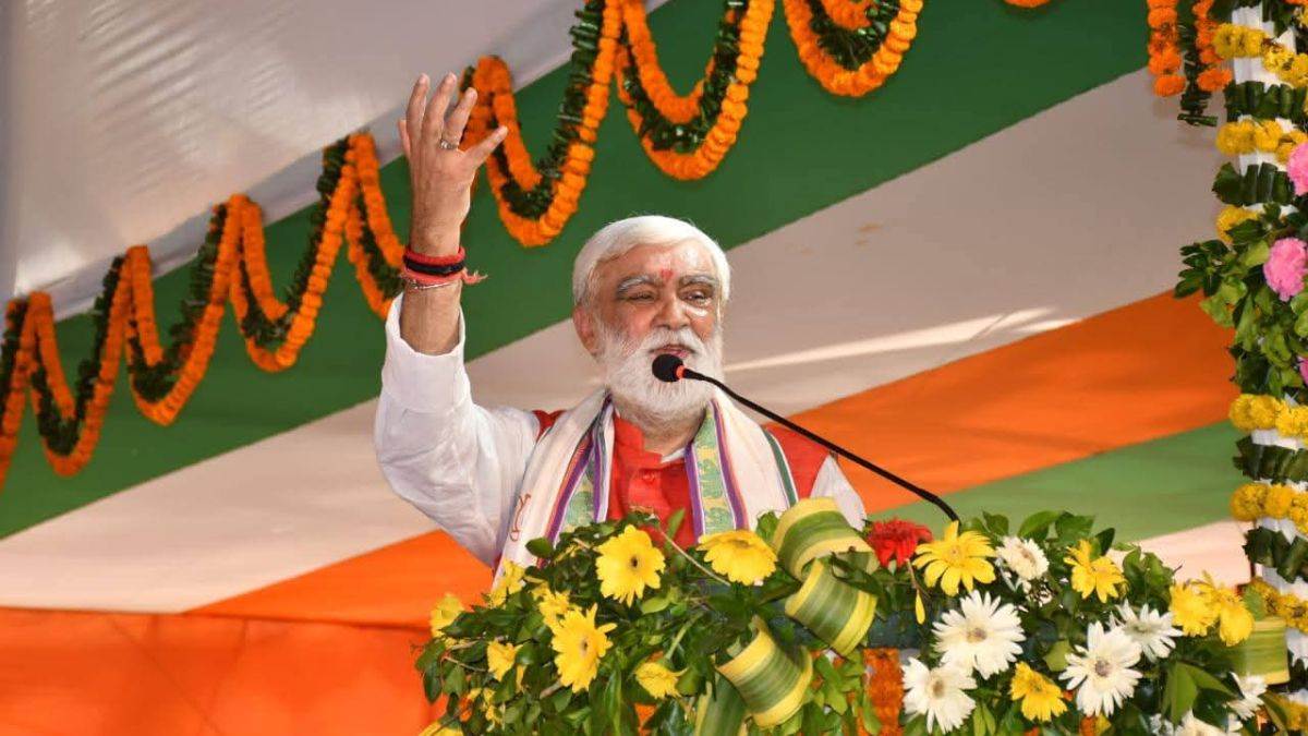https://www.jagranimages.com/images/newimg/20092025/20_09_2025-ashwini_chaubey__24054399.jpg