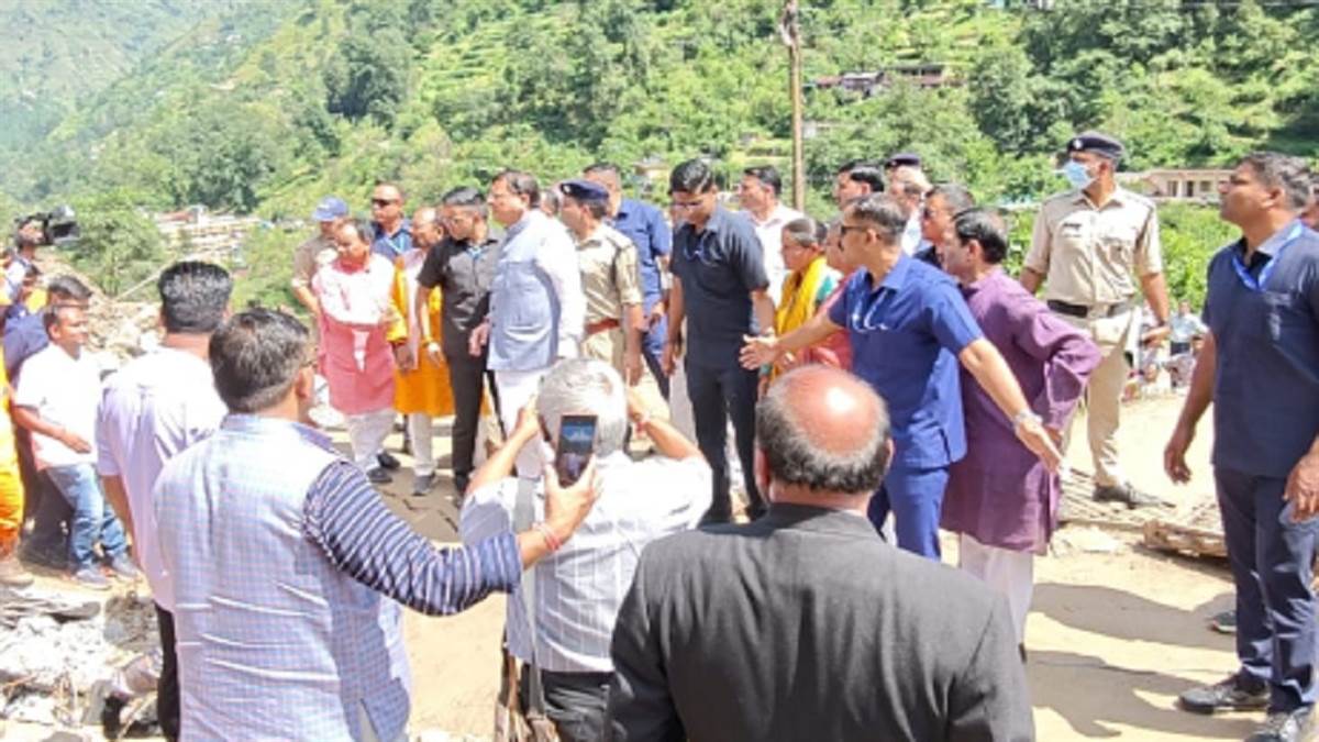 https://www.jagranimages.com/images/newimg/20092025/20_09_2025-cm_chamoli_24053620.jpg