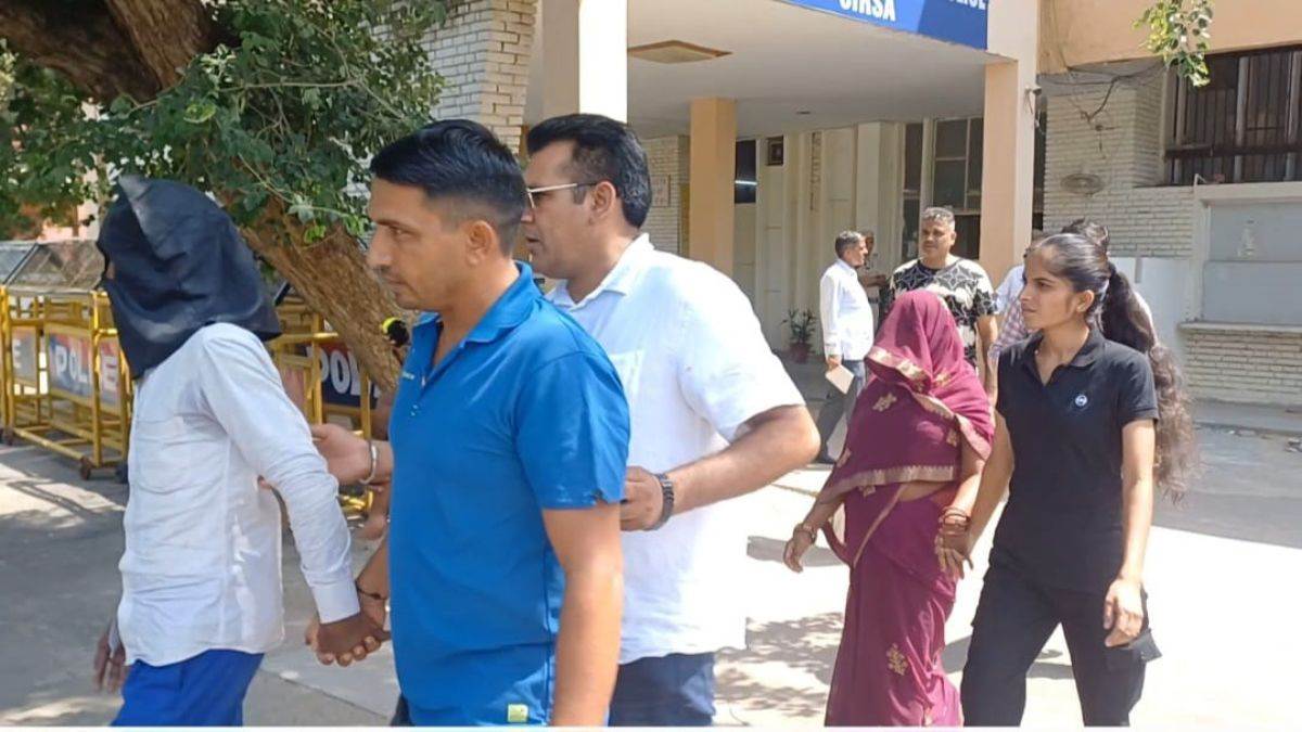 https://www.jagranimages.com/images/newimg/20092025/20_09_2025-couple_arrested__24053565.jpg
