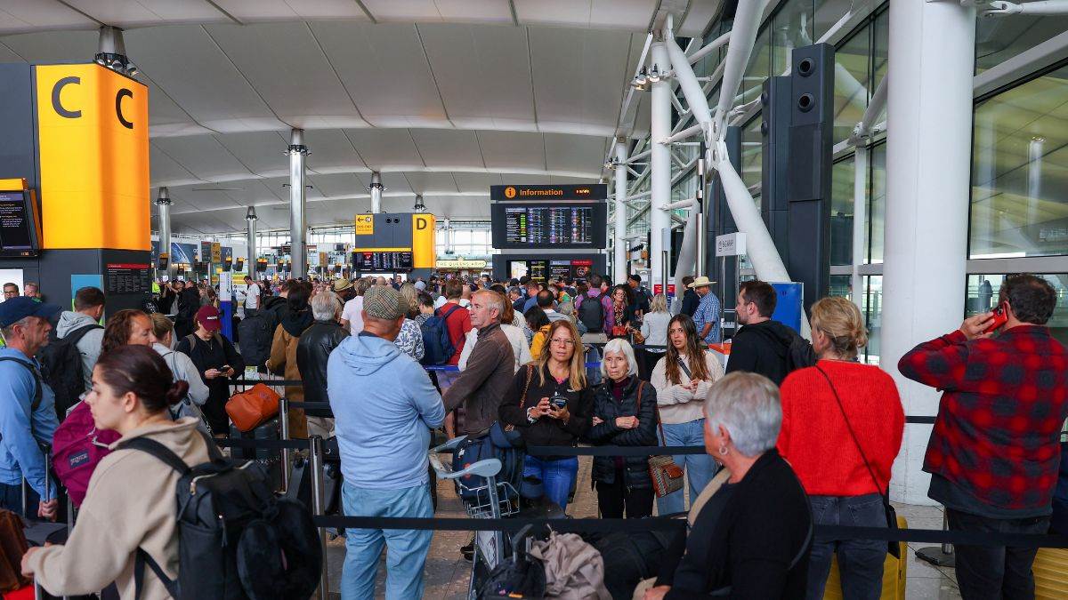 cyberattack disrupts european airports including heathrow brussels