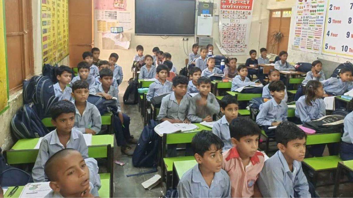 https://www.jagranimages.com/images/newimg/20092025/20_09_2025-faridabad_school_24053653_125245491.jpg