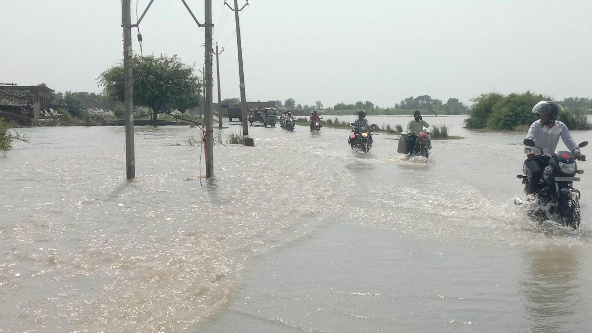https://www.jagranimages.com/images/newimg/20092025/20_09_2025-ganga_ka_pani_24054463.jpg