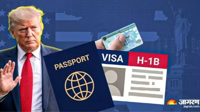 डोनाल्ड ट्रंप ने H-1B वीजा की फीस बढ़ाई। फाइल फोटो