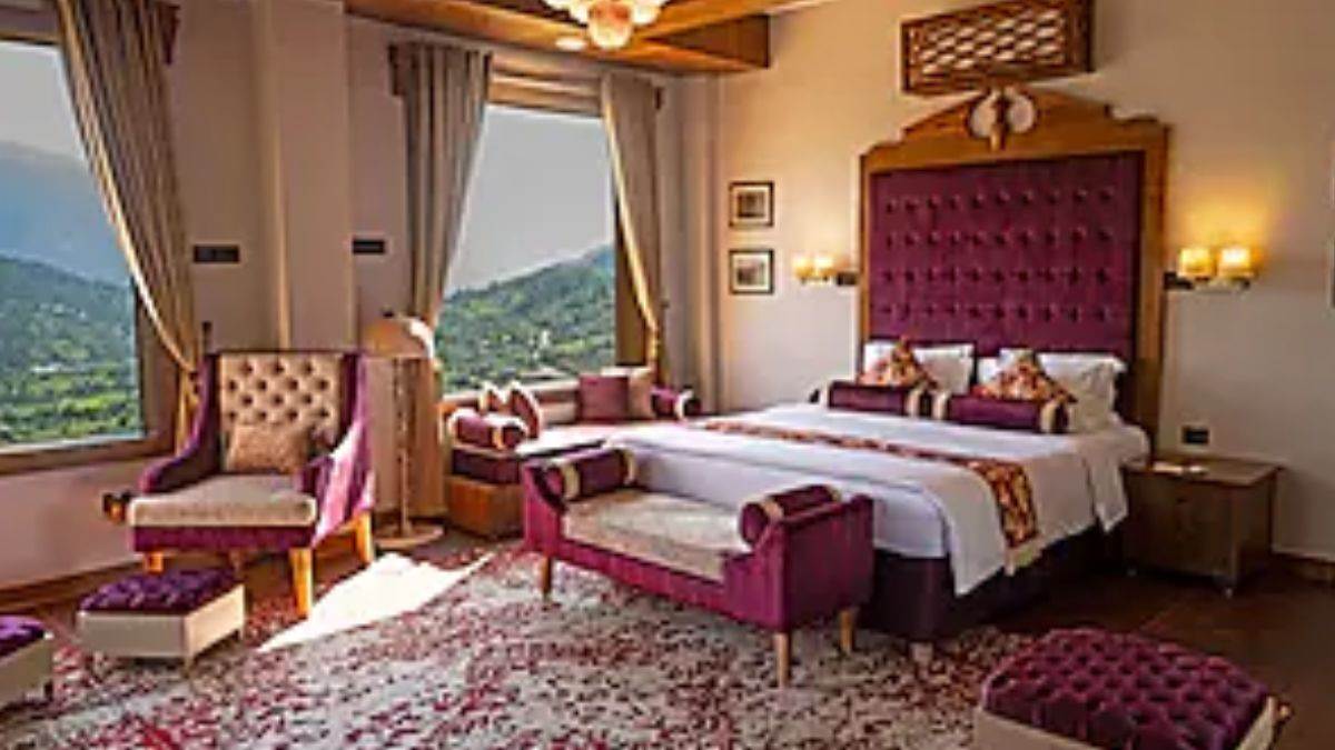https://www.jagranimages.com/images/newimg/20092025/20_09_2025-hotel_2_24054362.jpg