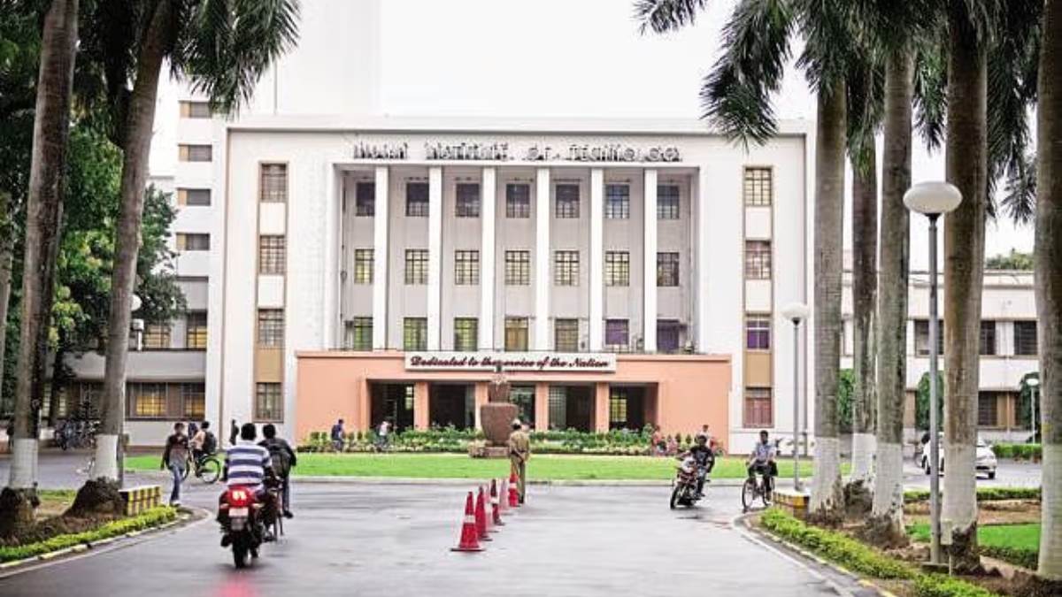 https://www.jagranimages.com/images/newimg/20092025/20_09_2025-iit_3_24054375.jpg