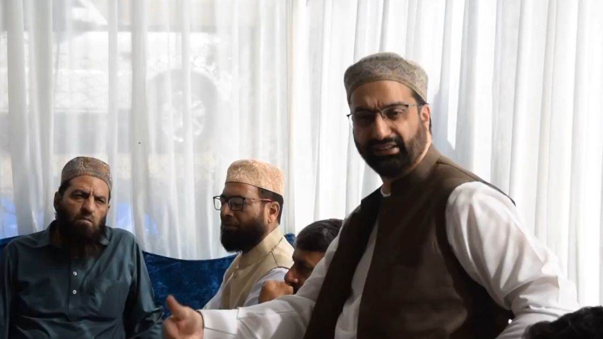 https://www.jagranimages.com/images/newimg/20092025/20_09_2025-mirwaiz_4_24054156.jpg