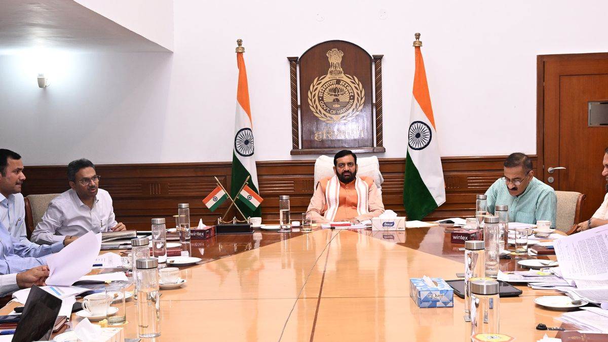 https://www.jagranimages.com/images/newimg/20092025/20_09_2025-nayab_saini_180_24054430.jpg