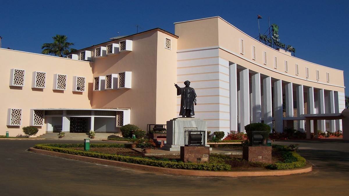 https://www.jagranimages.com/images/newimg/20092025/20_09_2025-odisha_assembly_session_24053331.jpg