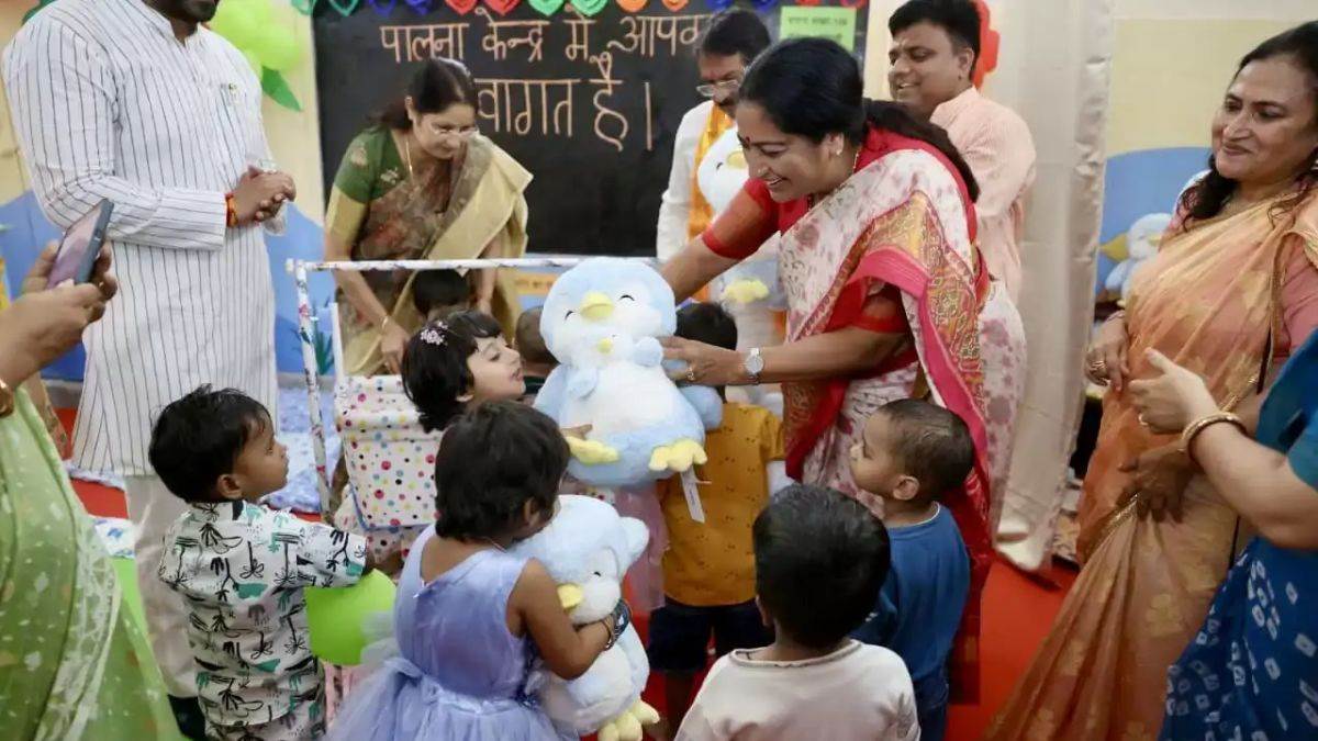 ncr east delhi crime delhi inaugurates 502 creches to empower women