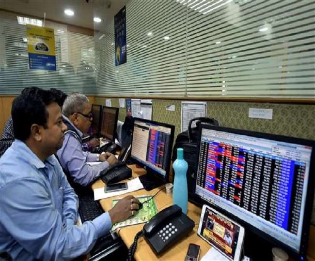 जानकारों की मानें तो इन स्‍टॉक में अभी काफी दम है।