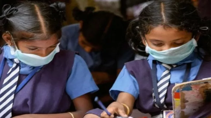 अब स्कूलों में बच्चे खेल-खेल में पढ़ेंगे और सीखेंगे।