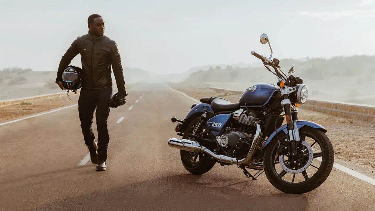 https://www.jagranimages.com/images/newimg/20102023/20_10_2023-royal_enfield_super_meteor_650_2_23561045.jpg