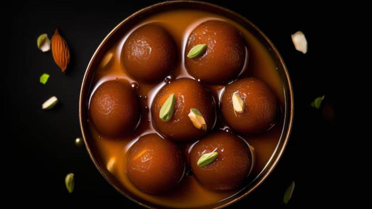 if you want to make soft and tasty gulab jamun on diwali then follow this recipe