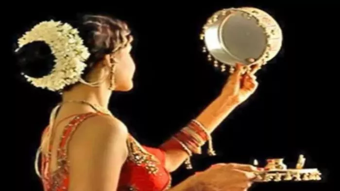 UP Karwa Chauth Moon Timing करवा चौथ अपडेट। जागरण