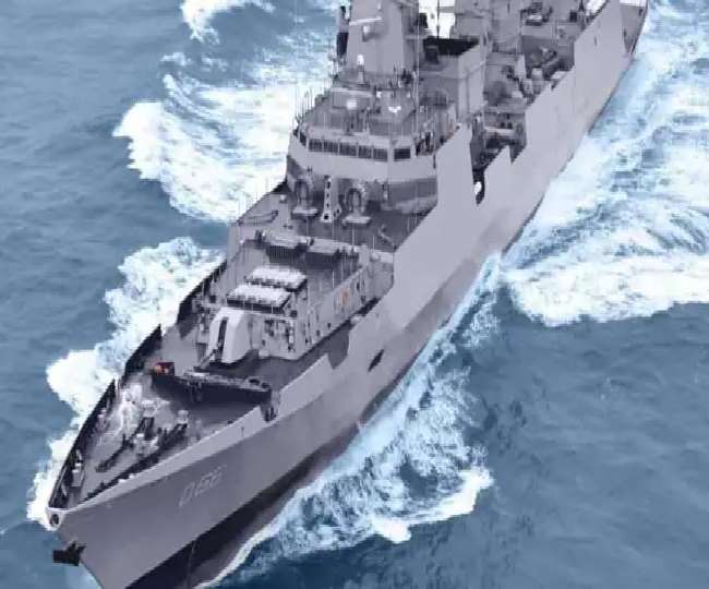 युद्धपोत आइएनएस विशाखापत्तनम रविवार को भारतीय नौसेना को सौंपा जाएगा।