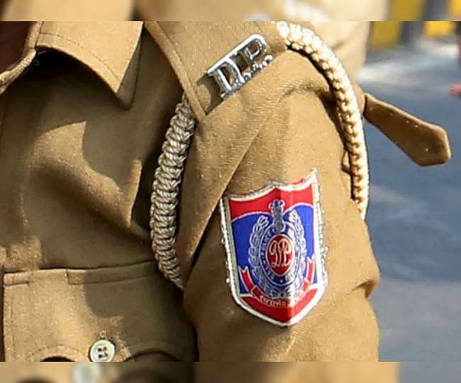 दिल्ली पुलिस के जवानों पर अवैध वसूली के आरोपों से शर्मसार हुई खाकी