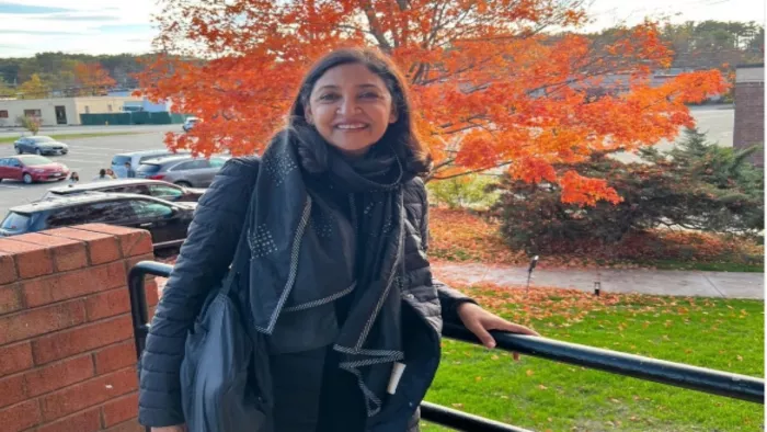 Deepti Naval ran away from home at the age of 13 says India is no longer safe for women