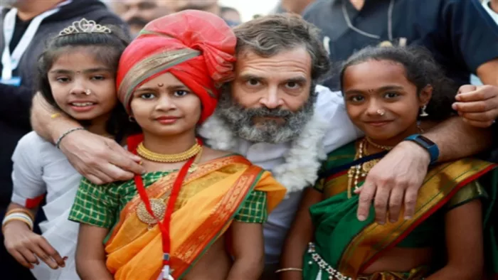 राहुल गांधी बोले, सत्ता में आने पर आदिवासियों के कल्याण के लिए नए कानून बनाएंगे। फोटो एएनआइ