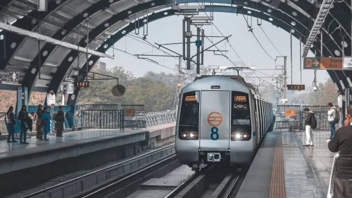 भुवनेश्वर-कटक के बीच मेट्रो रेल परियोजना पर काम शुरू।