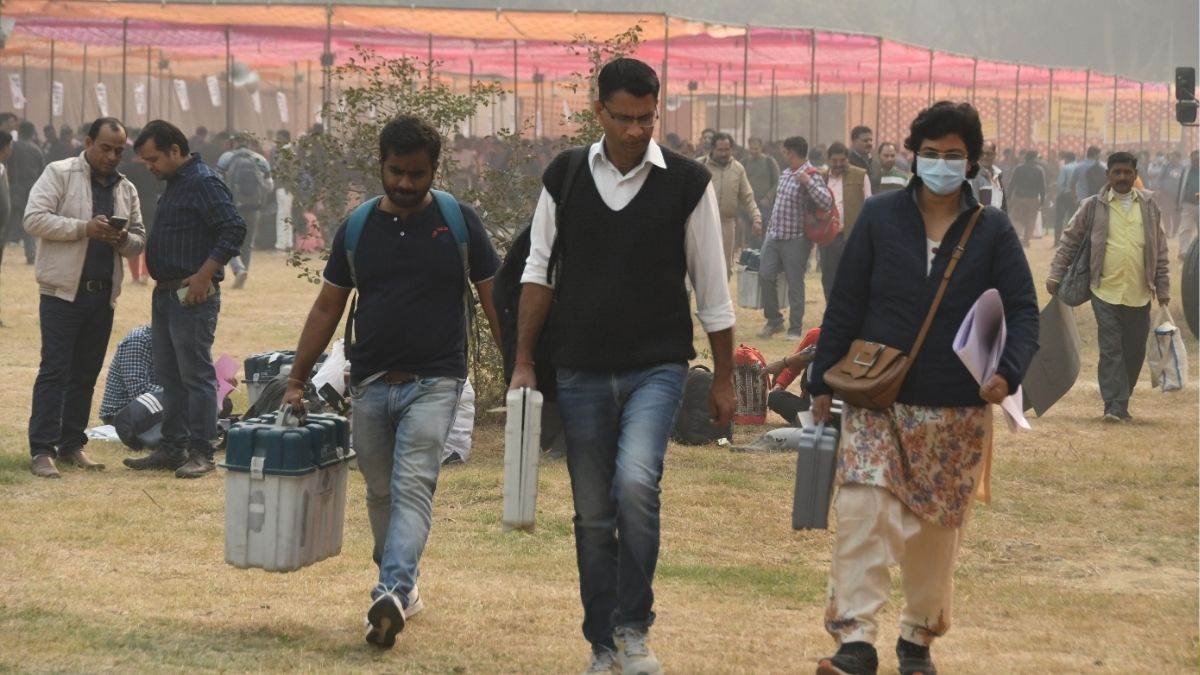 https://www.jagranimages.com/images/newimg/20112024/20_11_2024-_live-8_16_23833869_21321925.jpg