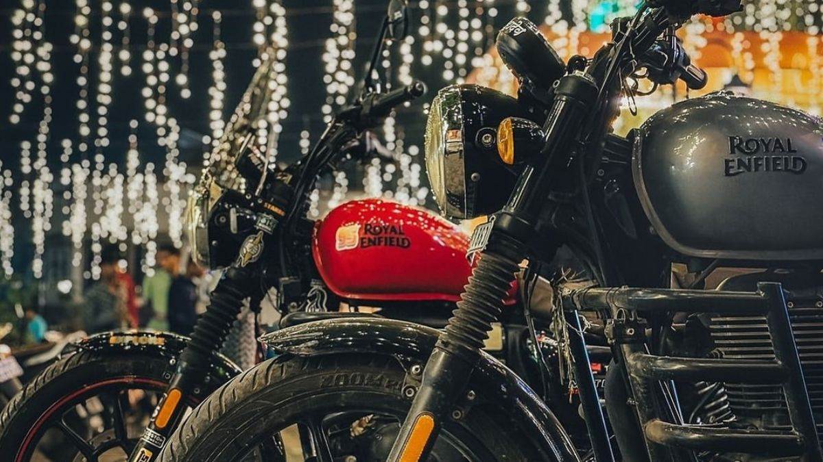 https://www.jagranimages.com/images/newimg/20112024/20_11_2024-royal_enfield_goan_classic_350_1_23834486.jpg