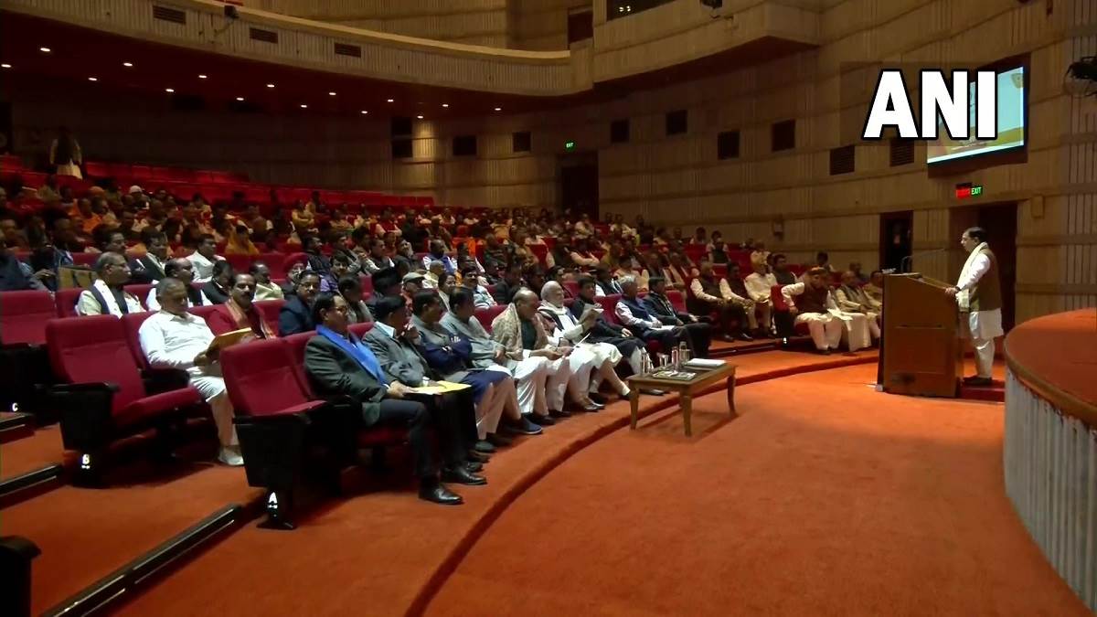 https://www.jagranimages.com/images/newimg/20122022/20_12_2022-bjp_parliamentry_meeting_23264649.jpg
