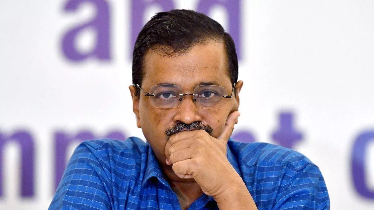 Arvind Kejriwal: इधर ED ने भेजा समन, उधर विपश्यना के लिए पंजाब पहुंचेंगे सीएम अरविंद केजरीवाल - Delhi liquor scam case ED summons CM Kejriwal going for vipassana today