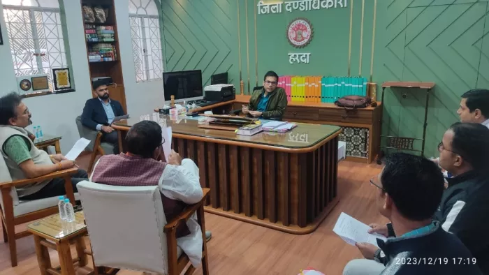 मतदाता सूची पुनरीक्षण कार्यक्रम के तहत 6 से 22 जनवरी तक नाम जोड़े जाएंगे नाम