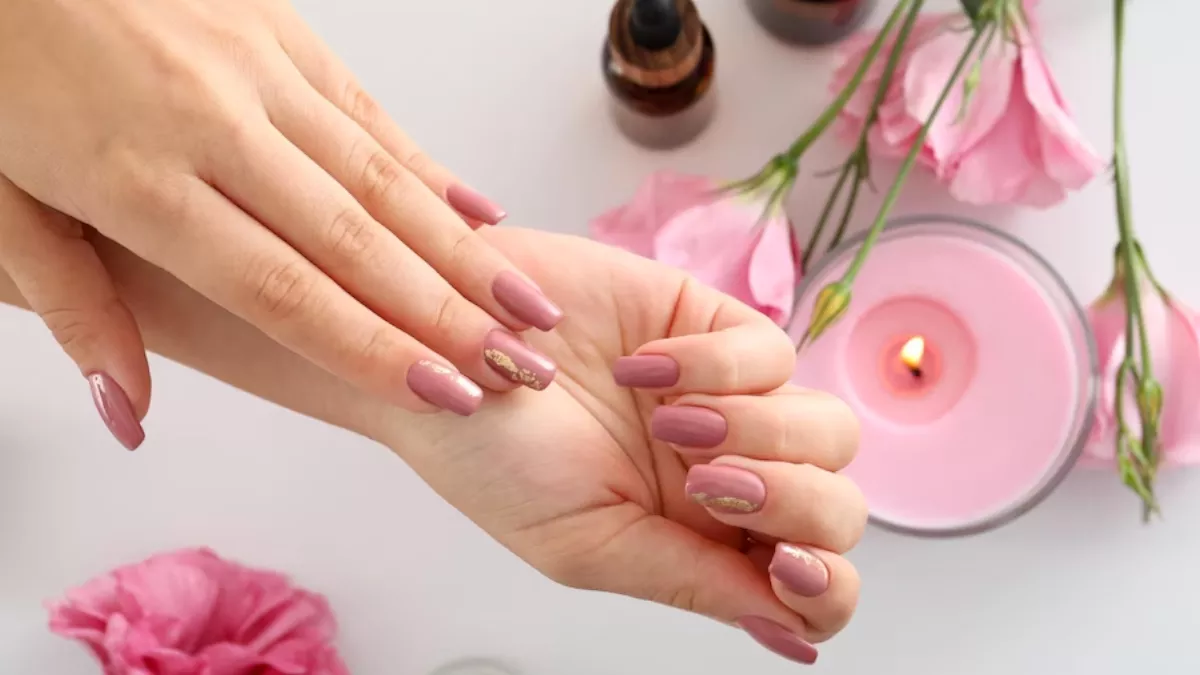 How to grow long strong nails fast at home ||nails badhane ka tarika ||  नाखूनों को बढ़ाने का तरीका - YouTube | Nails, Thumb, Colgate